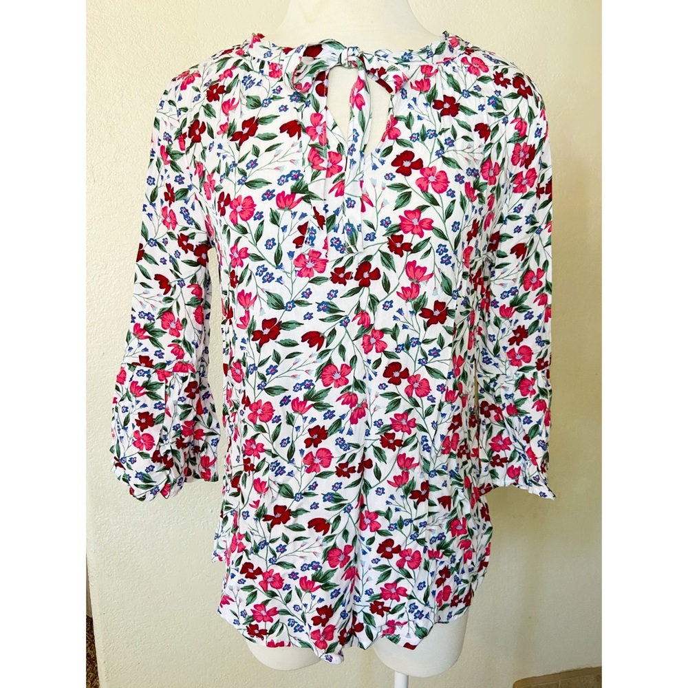 Floral 3/4 bell sleeve blouse